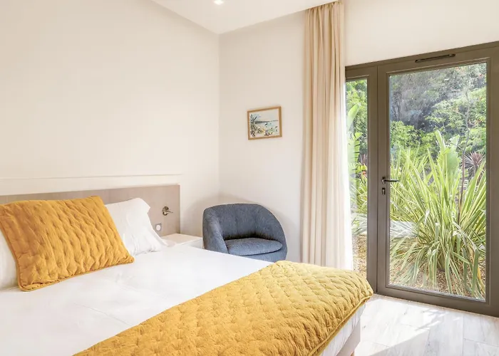 Akwabay - Les Du Cap 山林小屋