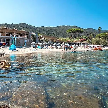 Akwabay - Les Du Cap * Le Lavandou