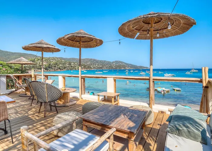 Akwabay - Les Du Cap Jaktstuga *