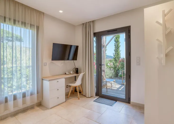 Akwabay - Les Du Cap Jaktstuga *